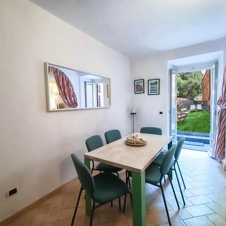 פאראגי Altido Villa Milva With Car Park Beside The Beach מראה חיצוני תמונה