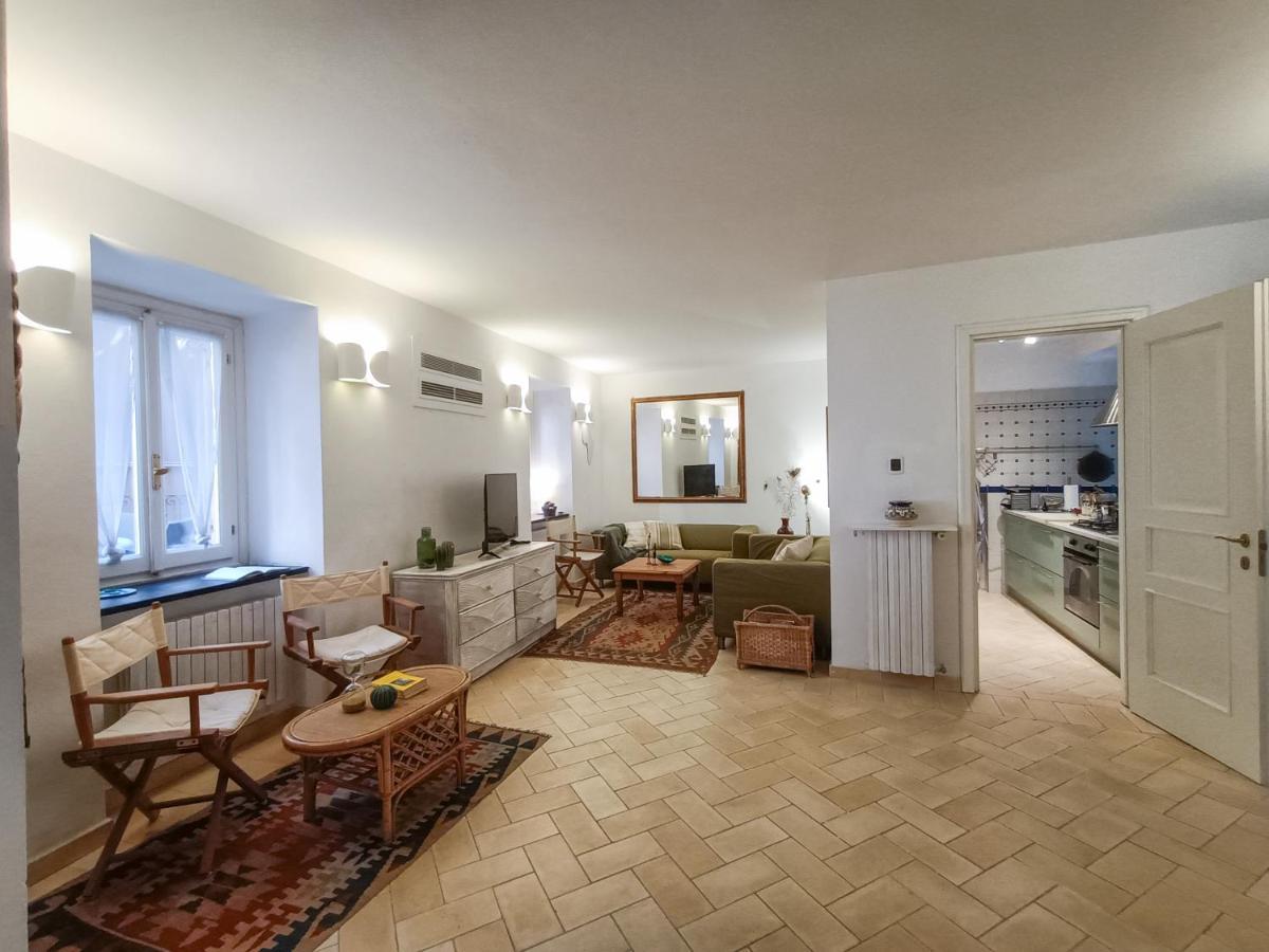 פאראגי Altido Villa Milva With Car Park Beside The Beach מראה חיצוני תמונה