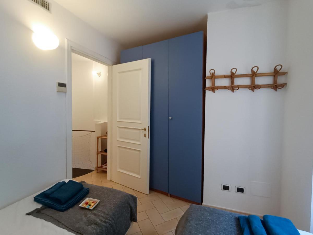 פאראגי Altido Villa Milva With Car Park Beside The Beach מראה חיצוני תמונה