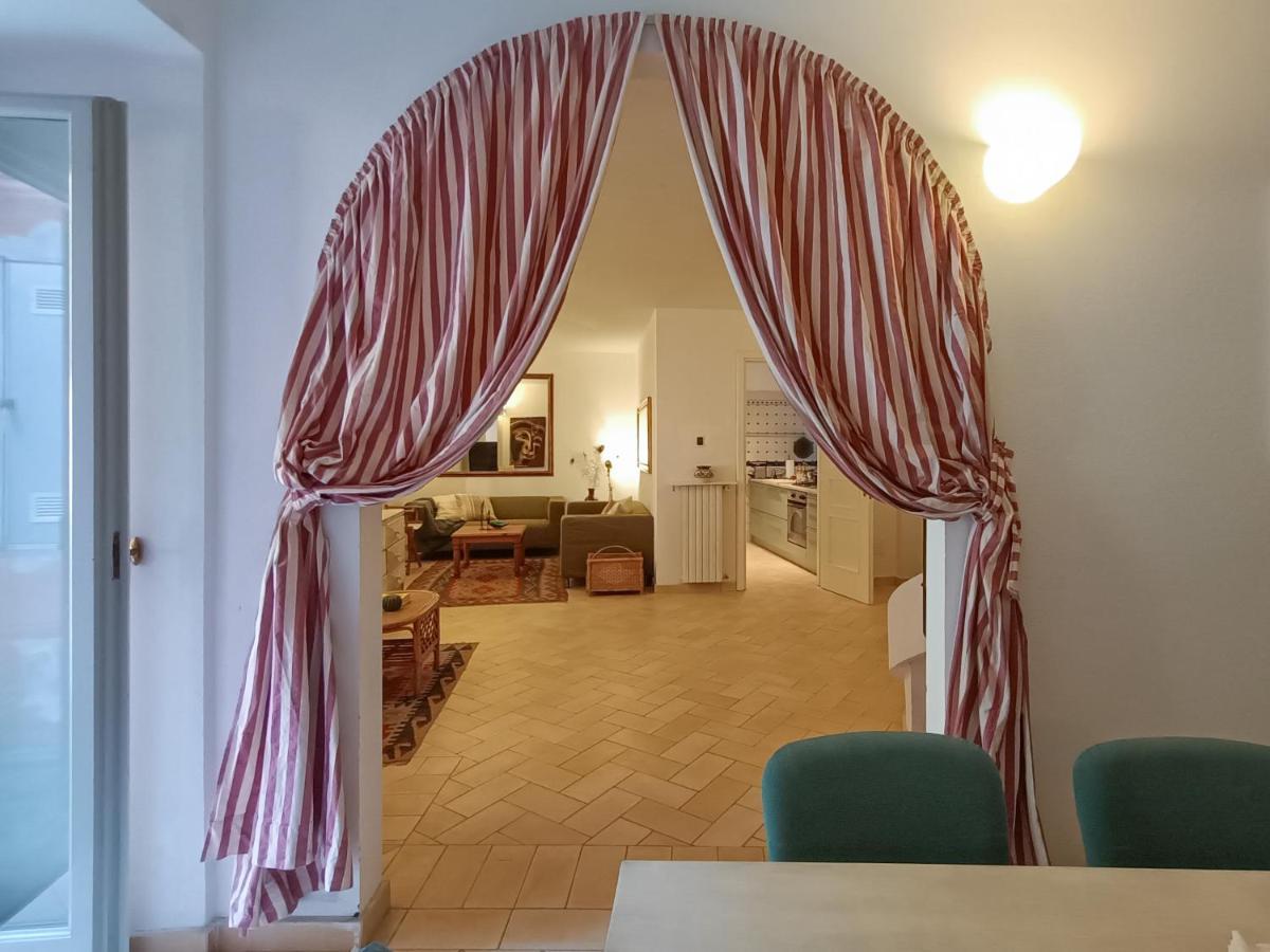 פאראגי Altido Villa Milva With Car Park Beside The Beach מראה חיצוני תמונה